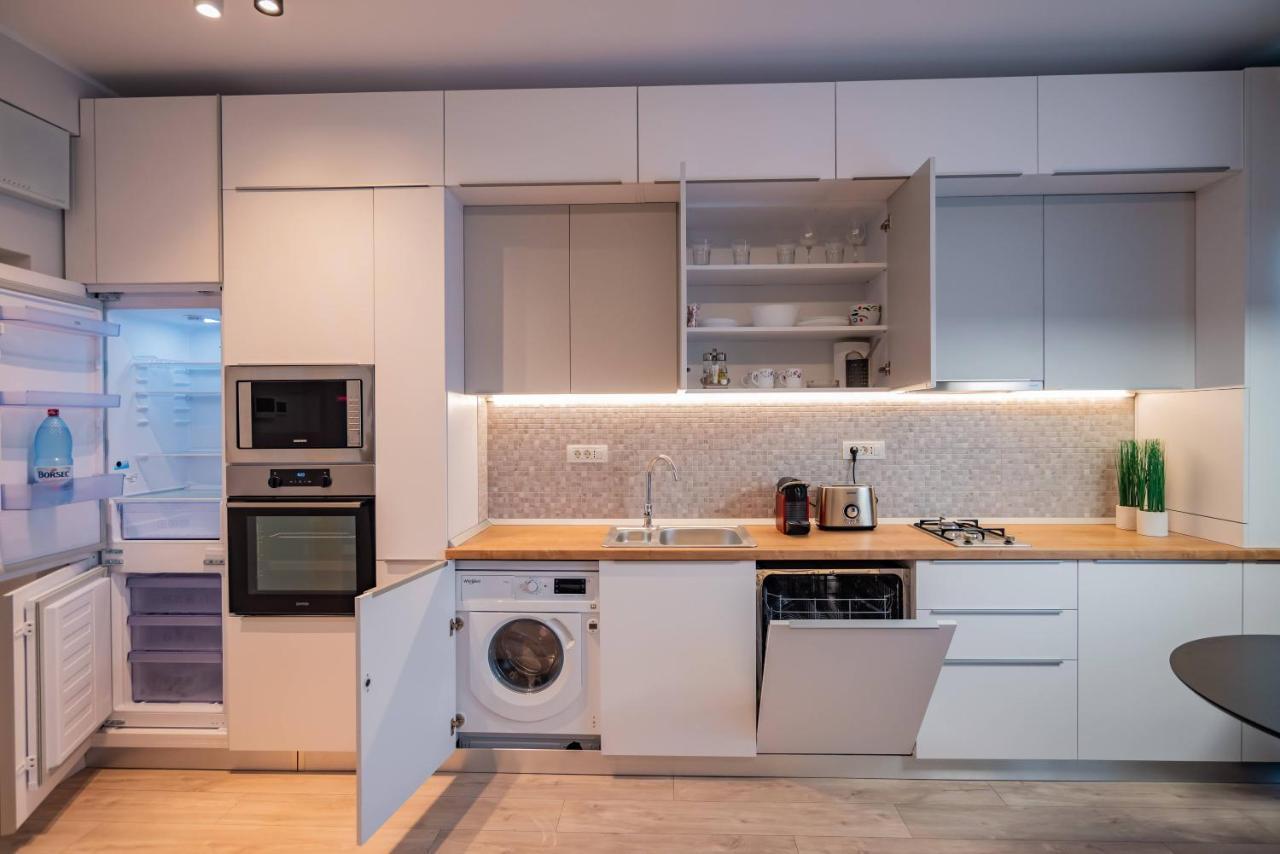 Ria Apartments Năvodari Extérieur photo